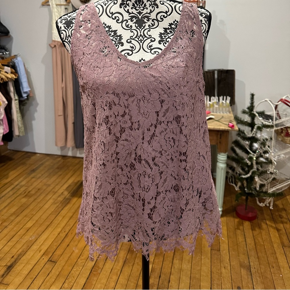 Lace tank